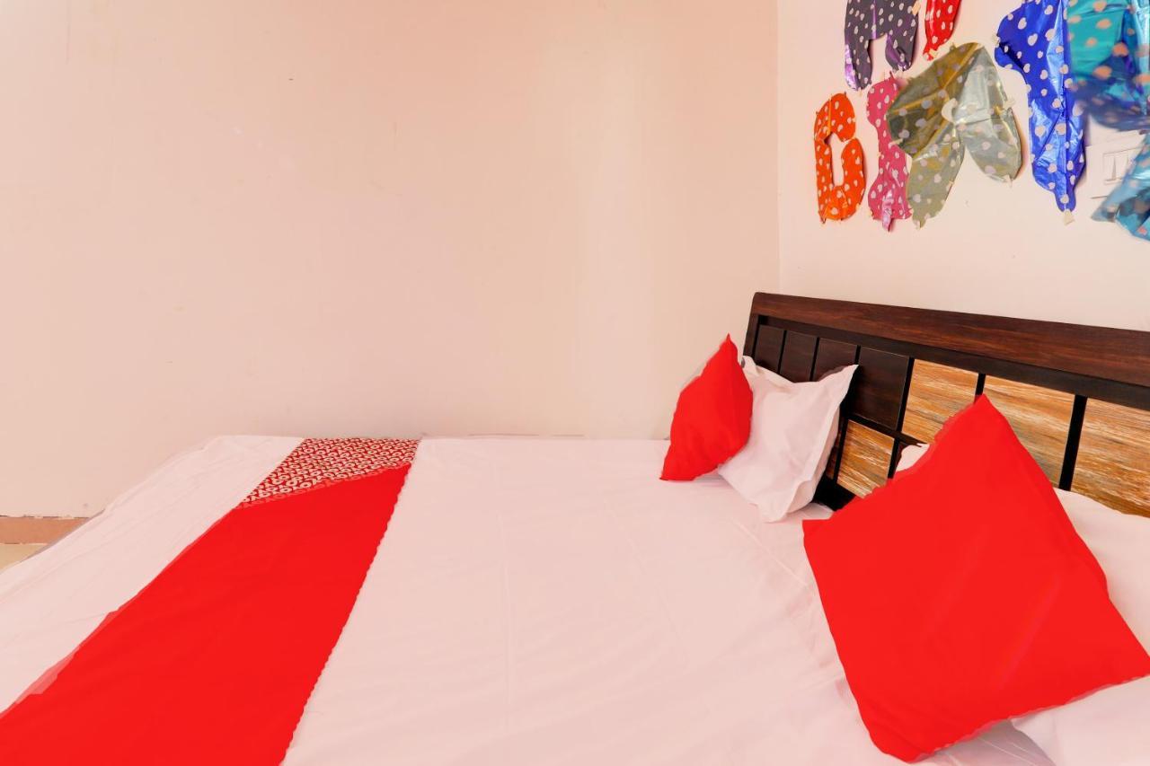 Oyo Flagship Shine Hotel Chinhat Zewnętrze zdjęcie