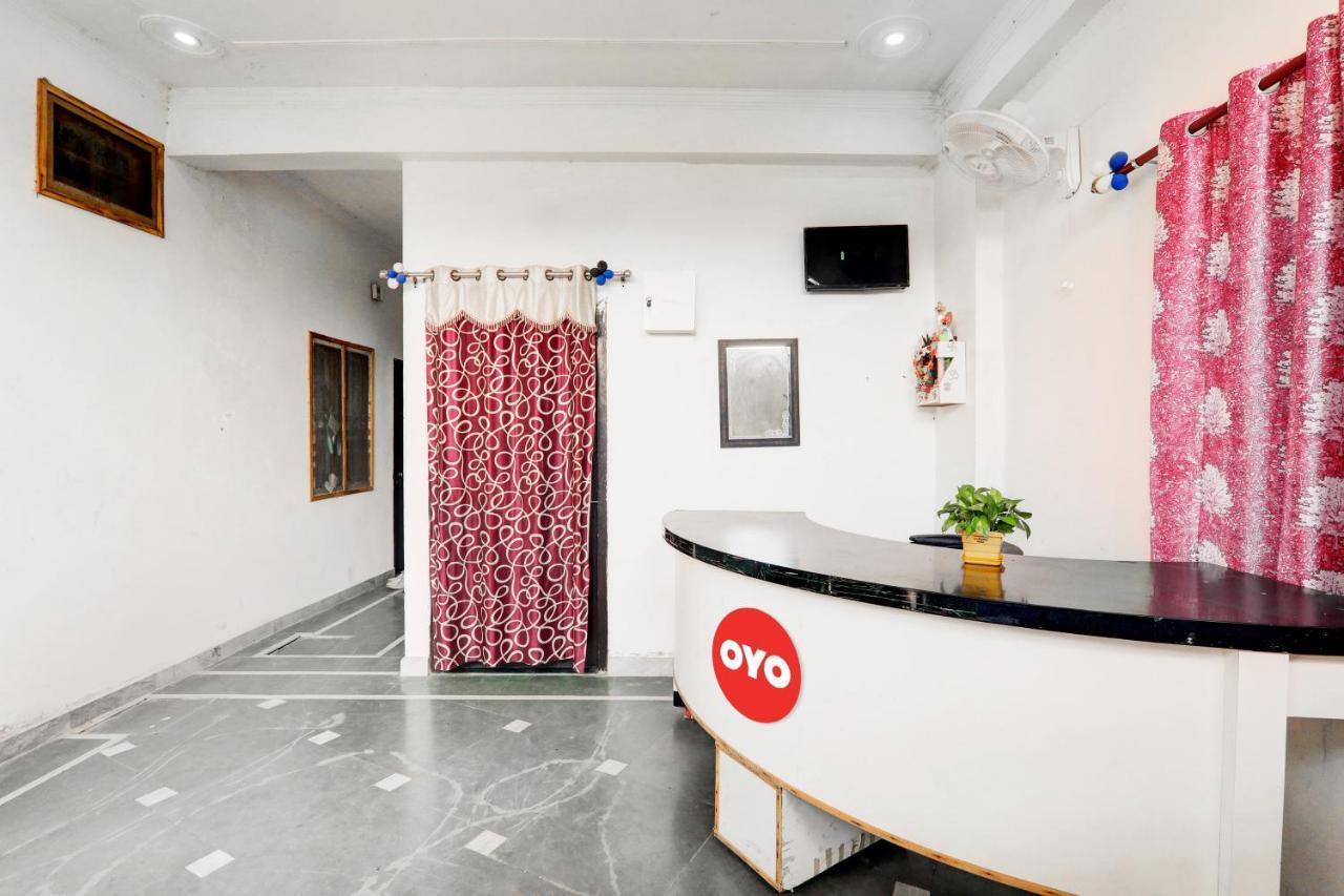 Oyo Flagship Shine Hotel Chinhat Zewnętrze zdjęcie