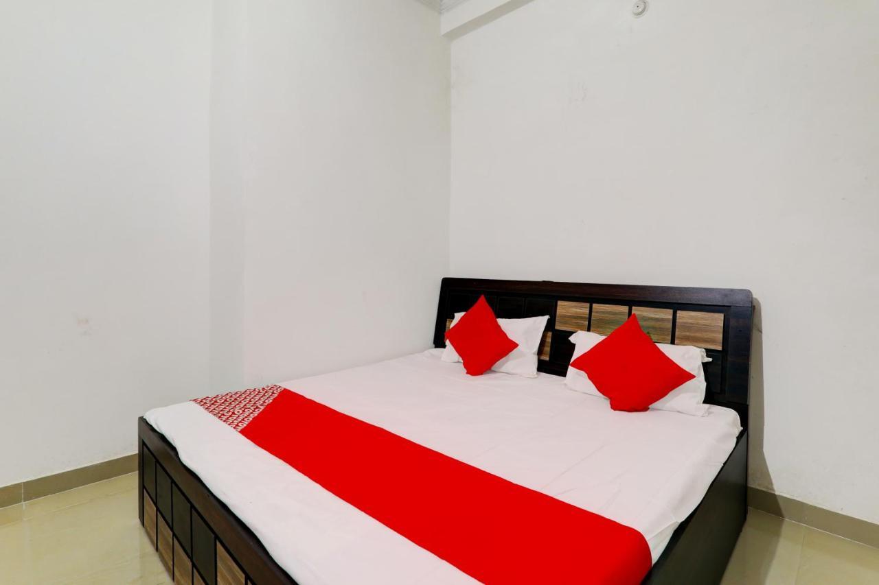 Oyo Flagship Shine Hotel Chinhat Zewnętrze zdjęcie