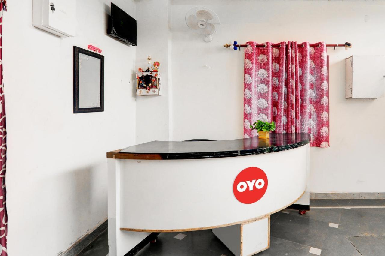 Oyo Flagship Shine Hotel Chinhat Zewnętrze zdjęcie